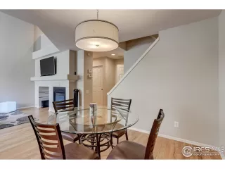 Photo #4: 968956 Listing