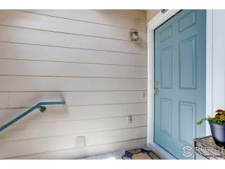 Photo #4: 968959 Listing