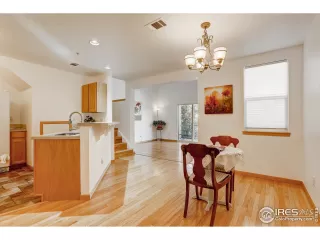 Photo #6: 968959 Listing