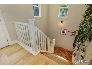 Photo #5: 969028 Listing