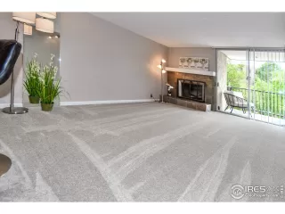 Photo #4: 969057 Listing