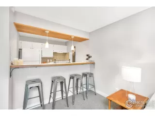 Photo #3: 969138 Listing