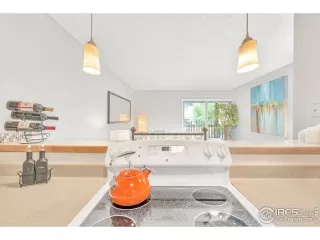 Photo #4: 969138 Listing