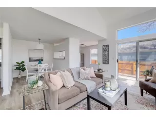 Photo #2: 9691559 Listing 