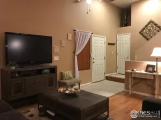 Photo #2: 969167 Listing