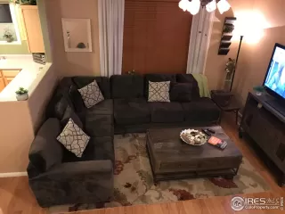 Photo #4: 969167 Listing