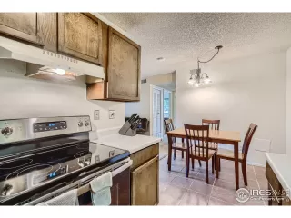 Photo #6: 969249 Listing 