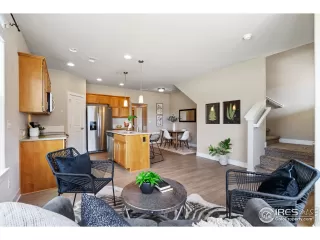 Photo #5: 969289 Listing