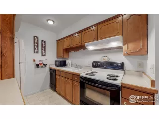 Photo #6: 969304 Listing