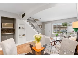 Photo #2: 969310 Listing 