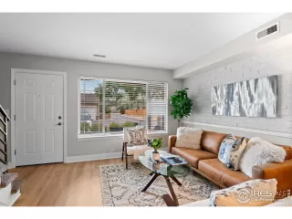 Photo #3: 969310 Listing 