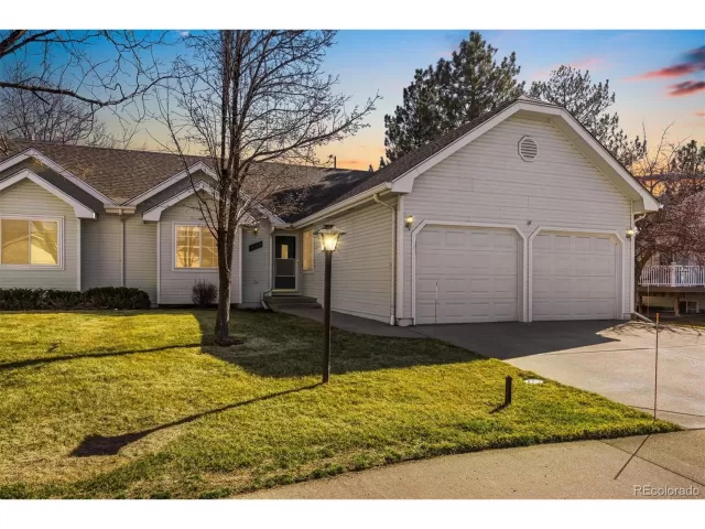 MLS: 9693392 Condo For Sale