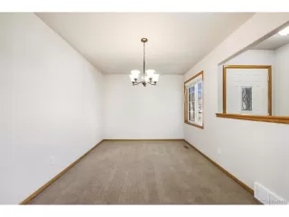 Photo #4: 9693392 Listing 