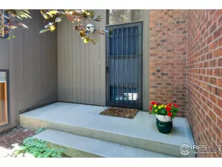 Photo #2: 969648 Listing