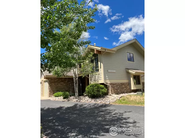 MLS: 969673 Condo For Sale