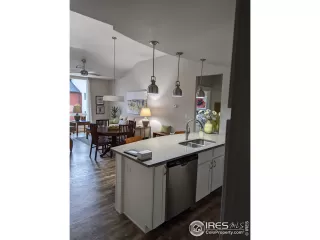 Photo #5: 969735 Listing 