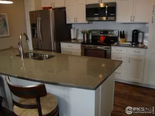 Photo #6: 969735 Listing 