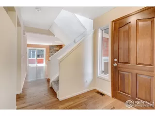 Photo #4: 969792 Listing