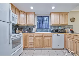 Photo #4: 969794 Listing