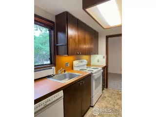 Photo #5: 969874 Listing 