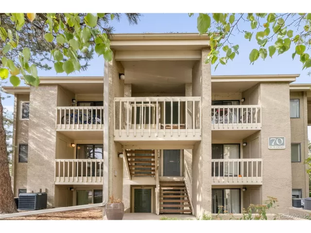 MLS: 9698935 Condo For Sale