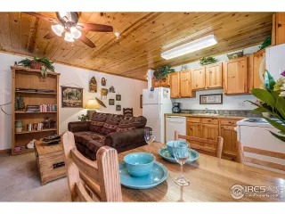 Photo #3: 969985 Listing