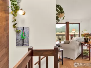 Photo #5: 970032 Listing