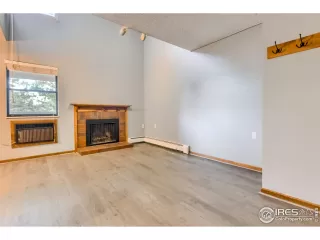 Photo #5: 970056 Listing