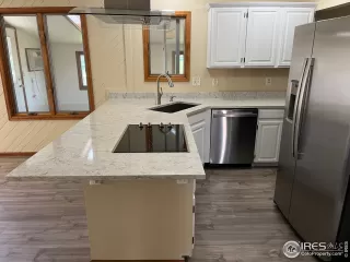 Photo #3: 970070 Listing