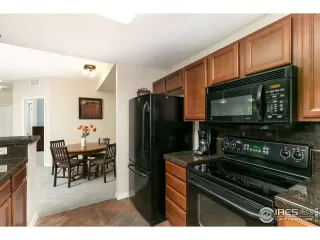 Photo #5: 970129 Listing