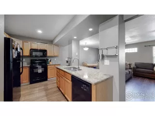 Photo #3: 970146 Listing 
