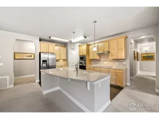Photo #5: 970229 Listing 