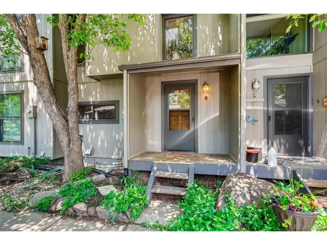 MLS: 9704229 Condo For Sale