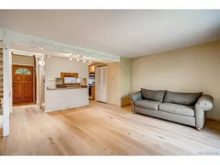 Photo #4: 9704229 Listing