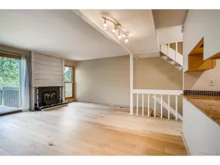 Photo #5: 9704229 Listing