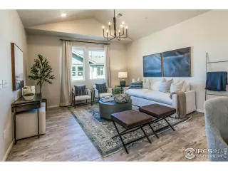 Photo #5: 970503 Listing