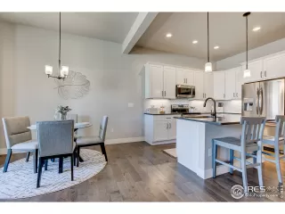 Photo #5: 970558 Listing