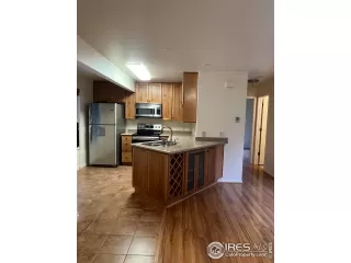 Photo #3: 970560 Listing 