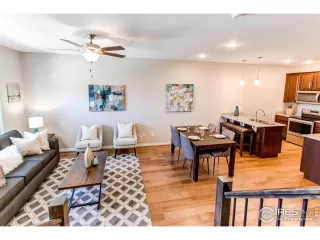 Photo #4: 970578 Listing