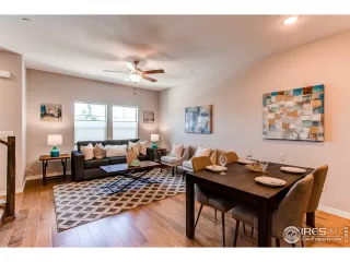 Photo #5: 970578 Listing