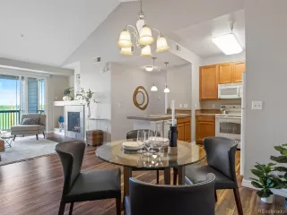 Photo #4: 9706487 Listing