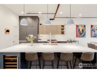 Photo #2: 970655 Listing