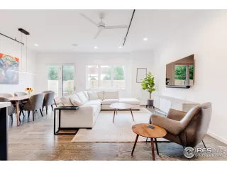 Photo #3: 970655 Listing