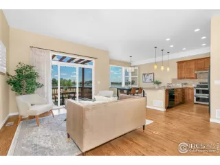 Photo #6: 970684 Listing