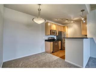 Photo #3: 9707276 Listing