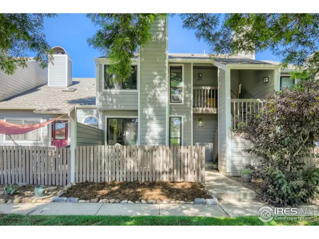 MLS: 970737 Condo For Sale