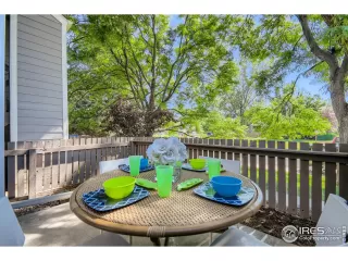 Photo #4: 970737 Listing