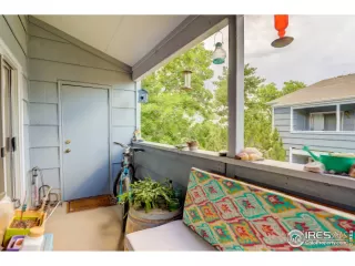 Photo #1: 970739 Listing