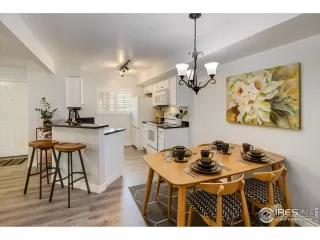 Photo #6: 970763 Listing