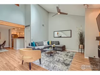 Photo #5: 970813 Listing